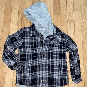 Appaman Black & Gray Plaid Hooded Button-Down Shirt